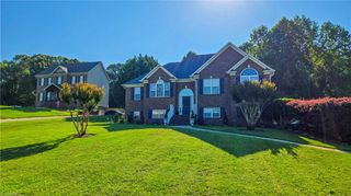 5333 Graycliff Lane, Clemmons, NC 27012