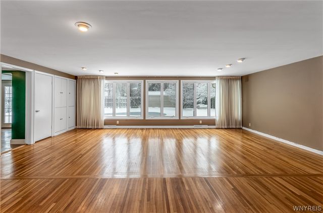 155 North Union Road, Amherst, NY 14221