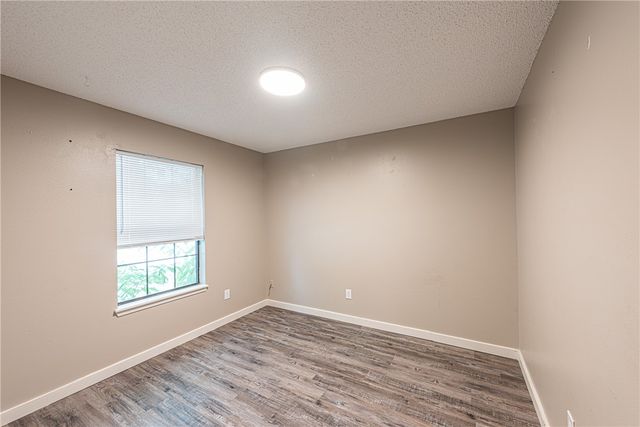 1211 Walnut Place, Elkins, AR 72727