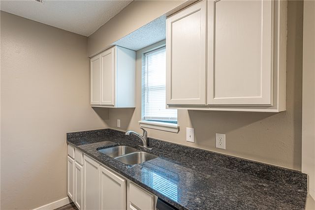 1211 Walnut Place, Elkins, AR 72727