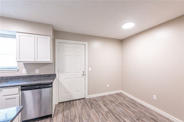 1211 Walnut Place, Elkins, AR 72727