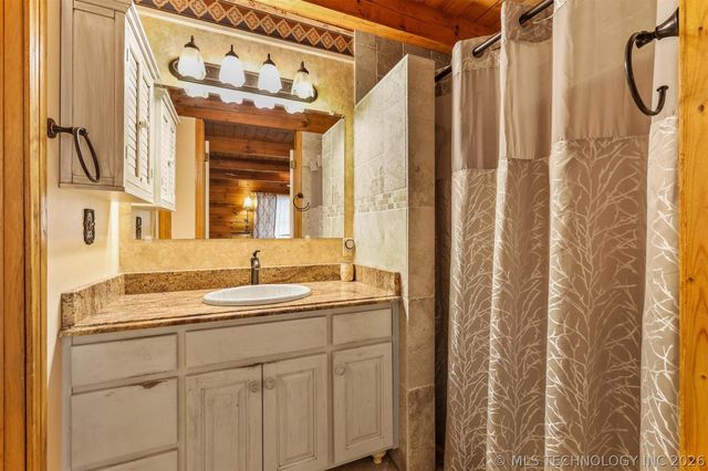 3153 State Road 91, Colbert, OK 74733