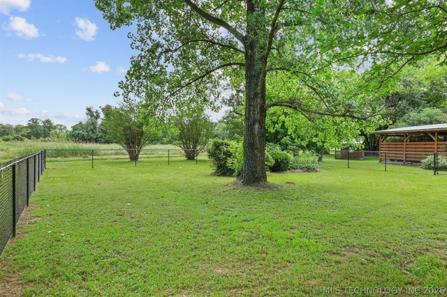 3153 State Road 91, Colbert, OK 74733