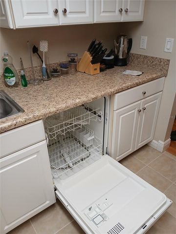 5064 LIVE OAK CIR 5064, Bradenton, FL 34207