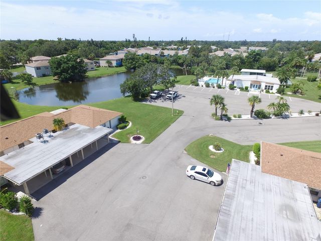 5064 LIVE OAK CIR 5064, Bradenton, FL 34207