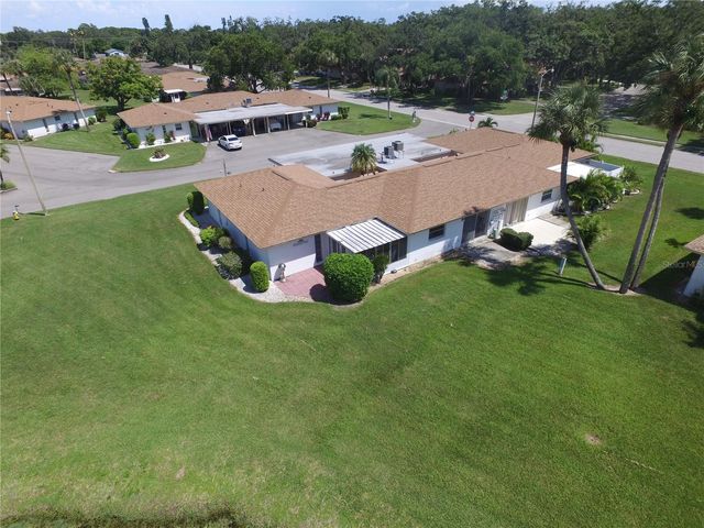 5064 LIVE OAK CIR 5064, Bradenton, FL 34207