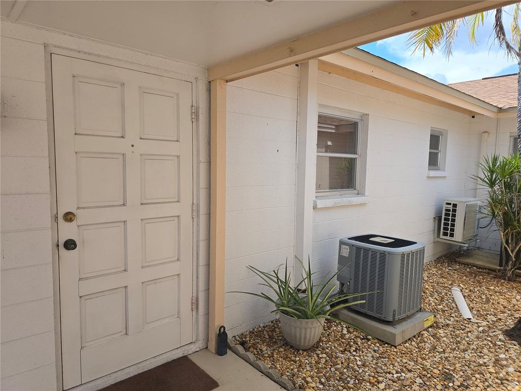 5064 LIVE OAK CIR 5064, Bradenton, FL 34207