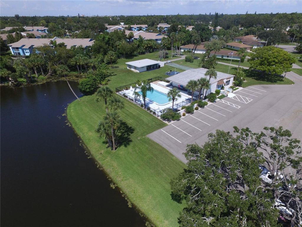 5064 LIVE OAK CIR 5064, BRADENTON, FL 34207 — photo 4
