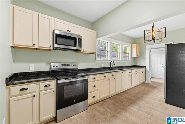 3212 AVENUE S, Birmingham, AL 35208