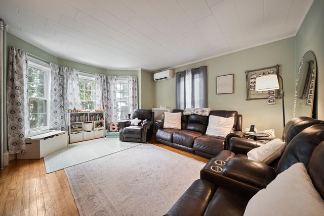 362 N State Street, Concord, NH 03301