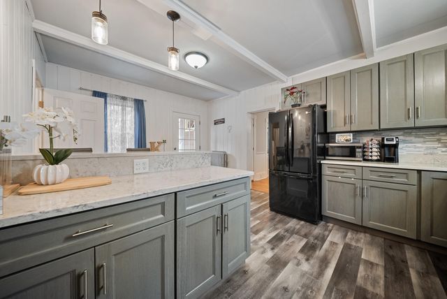 362 N State Street, Concord, NH 03301