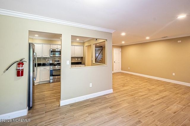 34 Harbor Circle, Freehold, NJ 07728