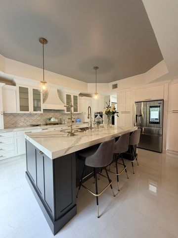 7952 NW 161ST Terrace, Miami Lakes, FL 33016