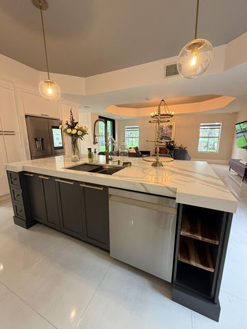 7952 NW 161ST Terrace, Miami Lakes, FL 33016