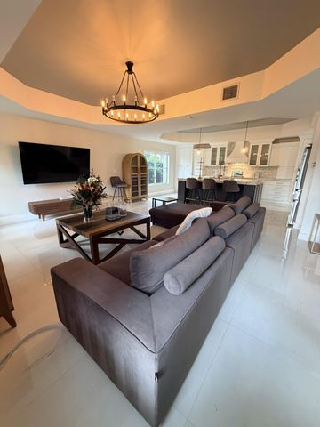 7952 NW 161ST Terrace, Miami Lakes, FL 33016