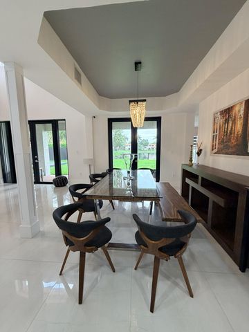 7952 NW 161ST Terrace, Miami Lakes, FL 33016