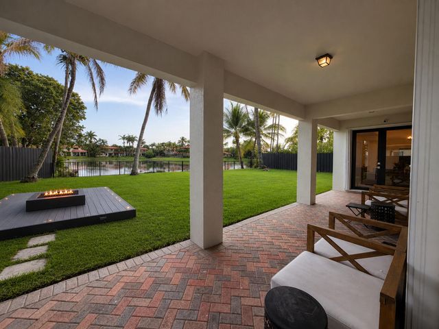 7952 NW 161ST Terrace, Miami Lakes, FL 33016