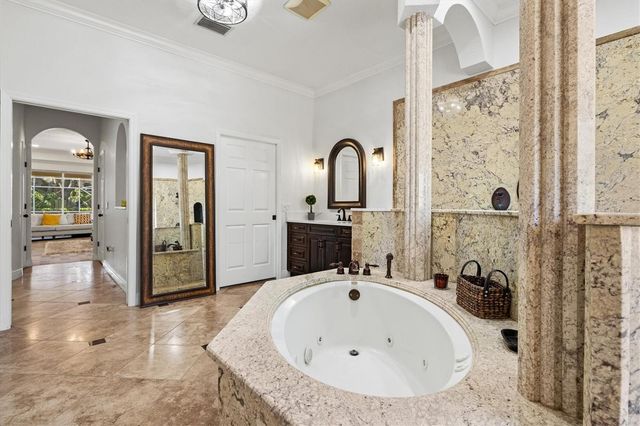 1482 KINGSDOWN DRIVE, Sarasota, FL 34240