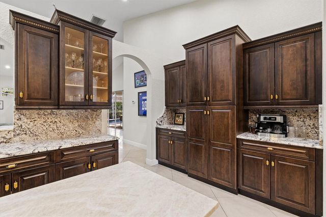 1482 KINGSDOWN DRIVE, Sarasota, FL 34240