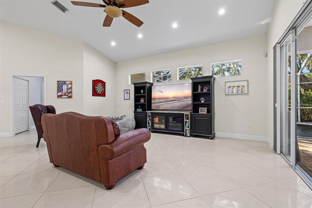 1482 KINGSDOWN DRIVE, Sarasota, FL 34240