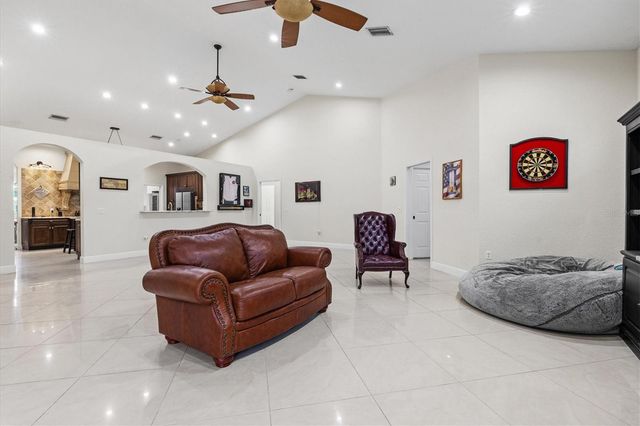 1482 KINGSDOWN DRIVE, Sarasota, FL 34240