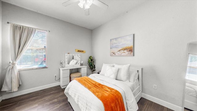 1482 KINGSDOWN DRIVE, Sarasota, FL 34240