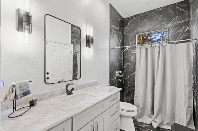 1482 KINGSDOWN DRIVE, Sarasota, FL 34240