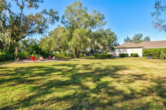 1482 KINGSDOWN DRIVE, Sarasota, FL 34240