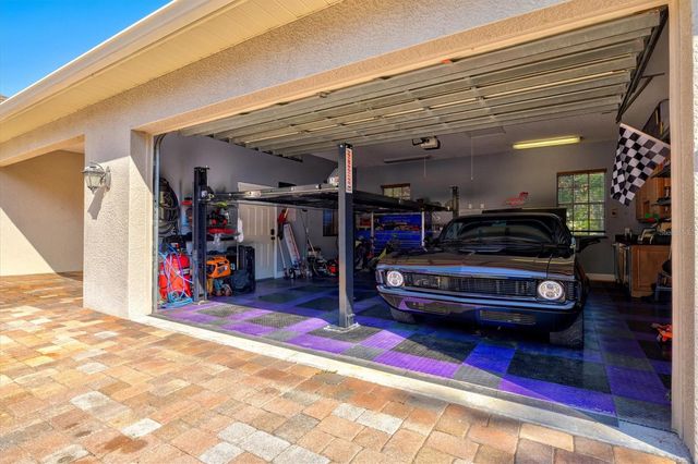 1482 KINGSDOWN DRIVE, Sarasota, FL 34240