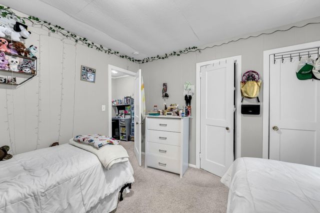 7625 E Oakridge Circle A & B, North Charleston, SC 29420