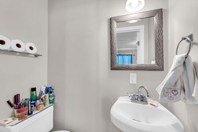 7625 E Oakridge Circle A & B, North Charleston, SC 29420