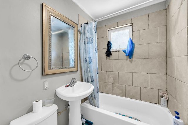 7625 E Oakridge Circle A & B, North Charleston, SC 29420