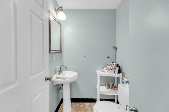 7625 E Oakridge Circle A & B, North Charleston, SC 29420