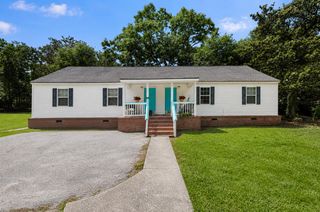 7625 E Oakridge Circle A & B, North Charleston, SC 29420