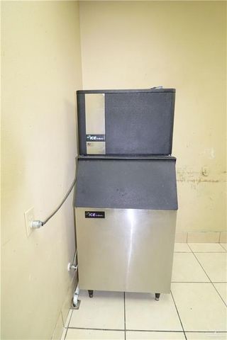 805 E Ferguson Avenue, Pharr, TX 78577