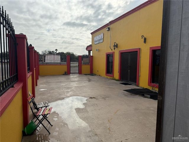 805 E Ferguson Avenue, Pharr, TX 78577