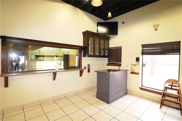 805 E Ferguson Avenue, Pharr, TX 78577