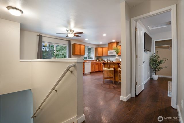 4201 Robinson Road NE, Bremerton, WA 98310