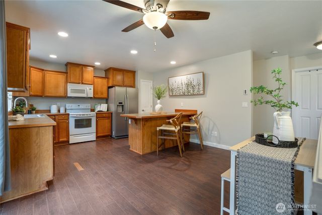 4201 Robinson Road NE, Bremerton, WA 98310