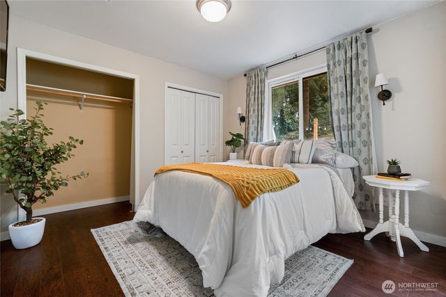 4201 Robinson Road NE, Bremerton, WA 98310