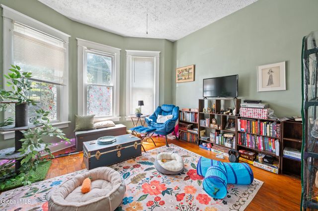 1105 Hutton Street, Troy, NY 12180