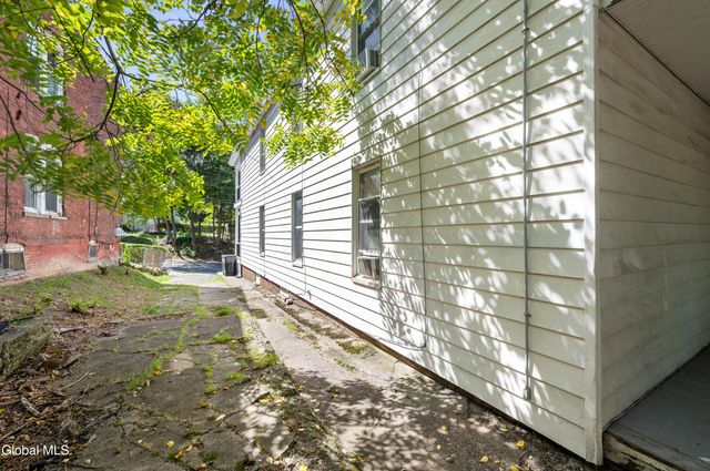 1105 Hutton Street, Troy, NY 12180