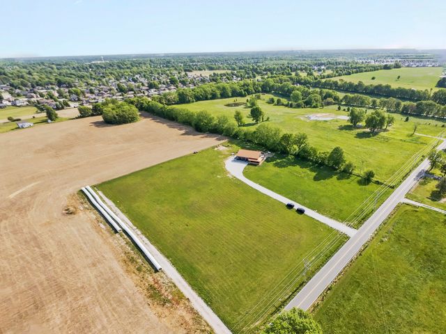 8957 W Farm Road 194, Republic, MO 65738