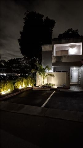 6475 SW 129th Ave, Miami, FL 33183