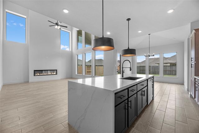 18834 Truman Trail, Conroe, TX 77302