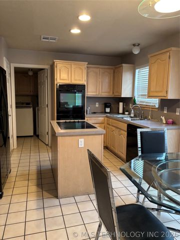 922 W Seminole Street, Tulsa, OK 74127