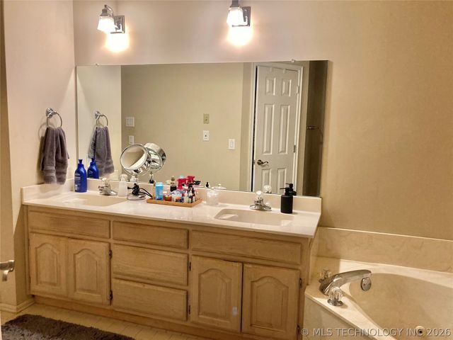 922 W Seminole Street, Tulsa, OK 74127