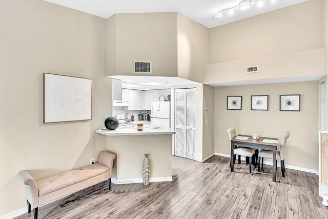 2131 SE 10th Avenue 1117, Fort Lauderdale, FL 33316