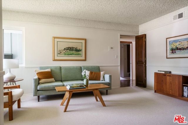 14141 Margate Street, Sherman Oaks, CA 91401