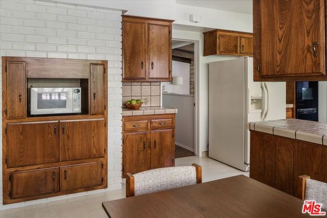 14141 Margate Street, Sherman Oaks, CA 91401